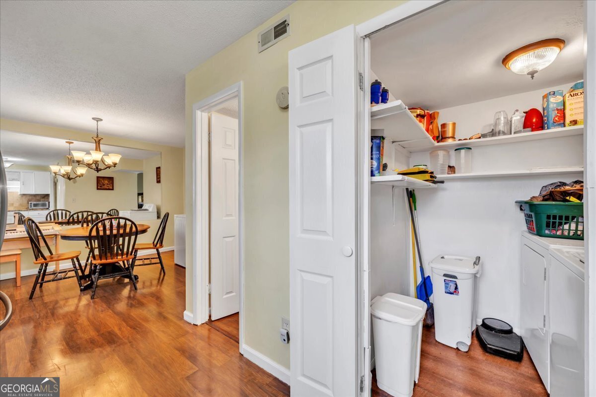 4701 Flat Shoals Union City - 17