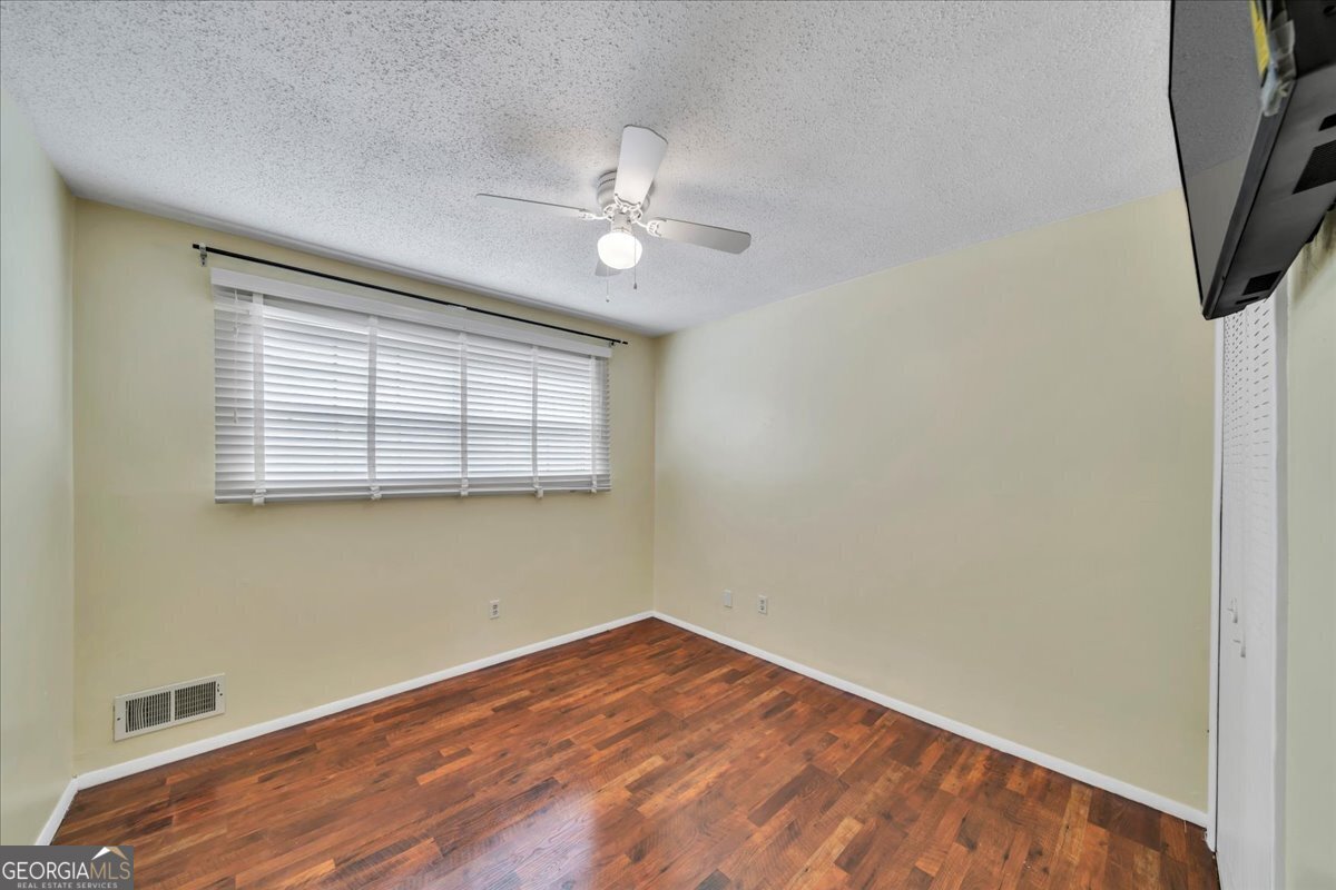 4701 Flat Shoals Union City - 26