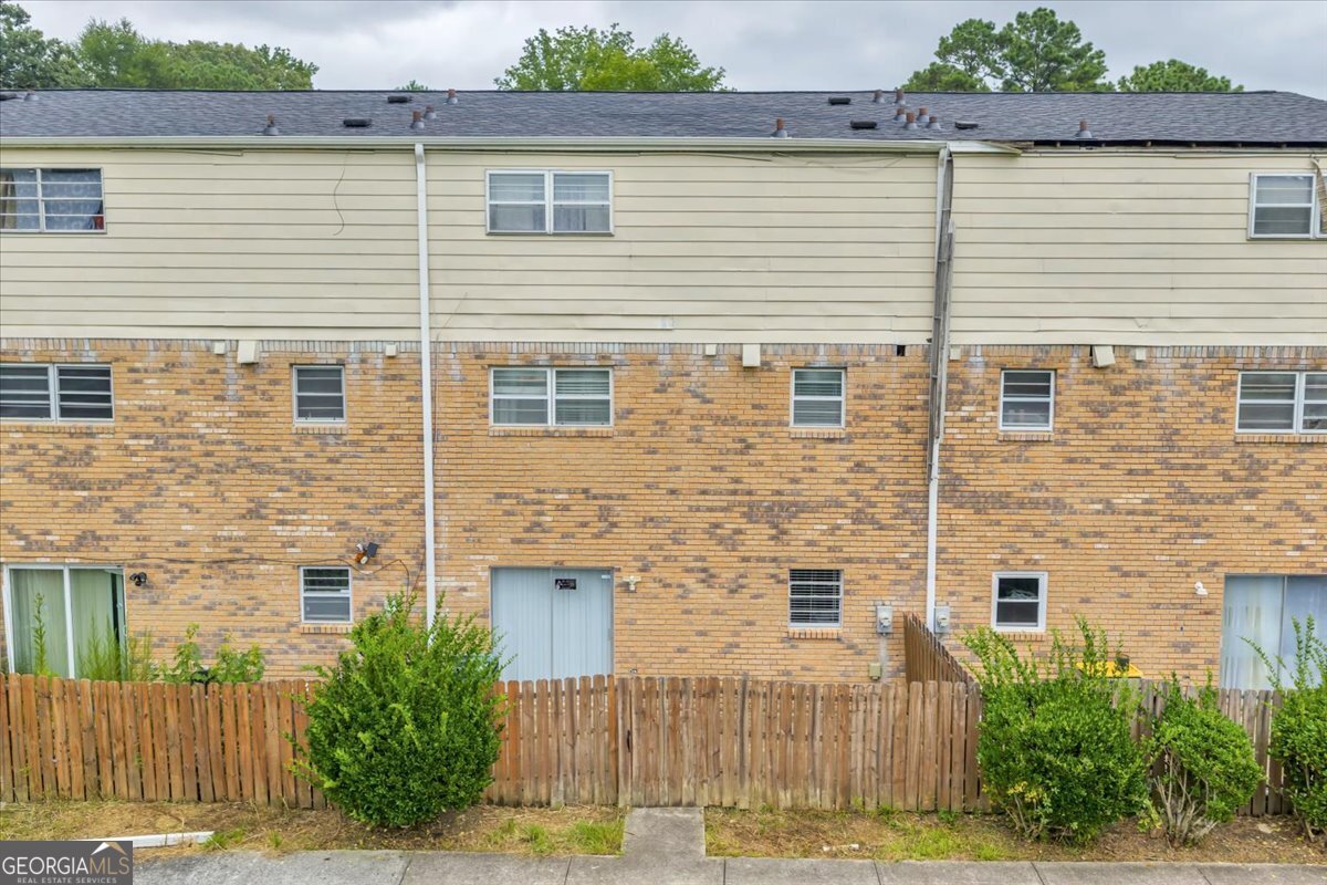 4701 Flat Shoals Union City - 5