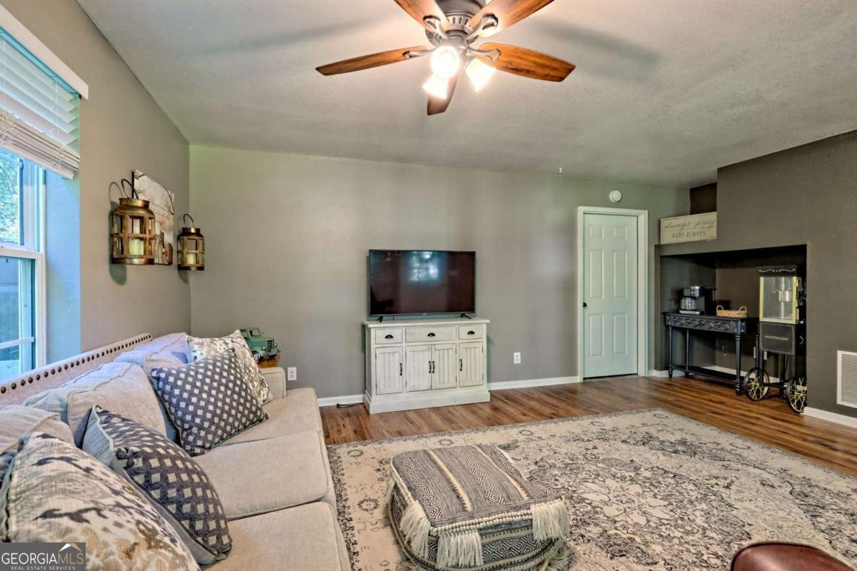 5221 Pine Crest Road Young Harris - 45
