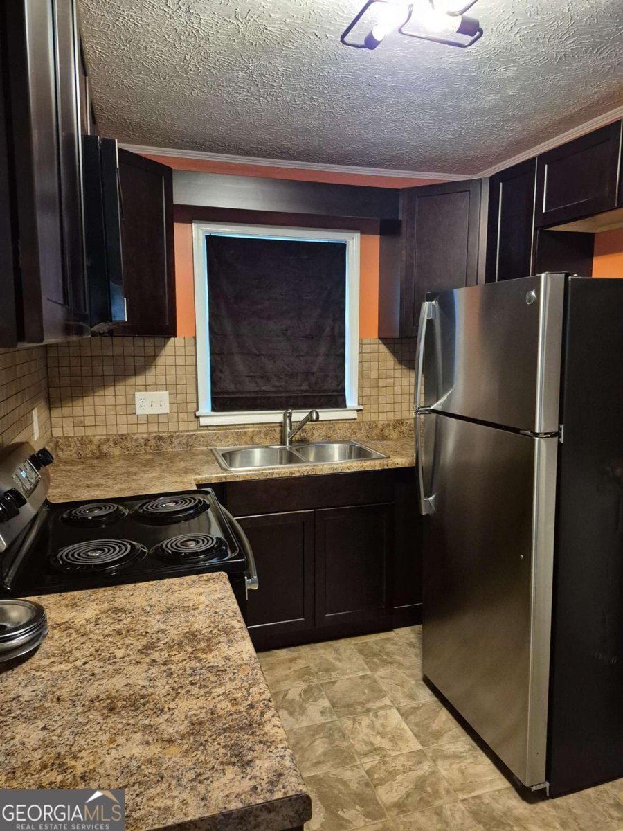 6006 Blackhawk Trail Mableton - 11