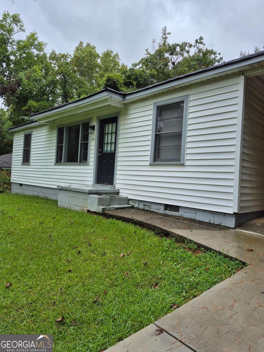 6006 Blackhawk Trail Mableton - 2