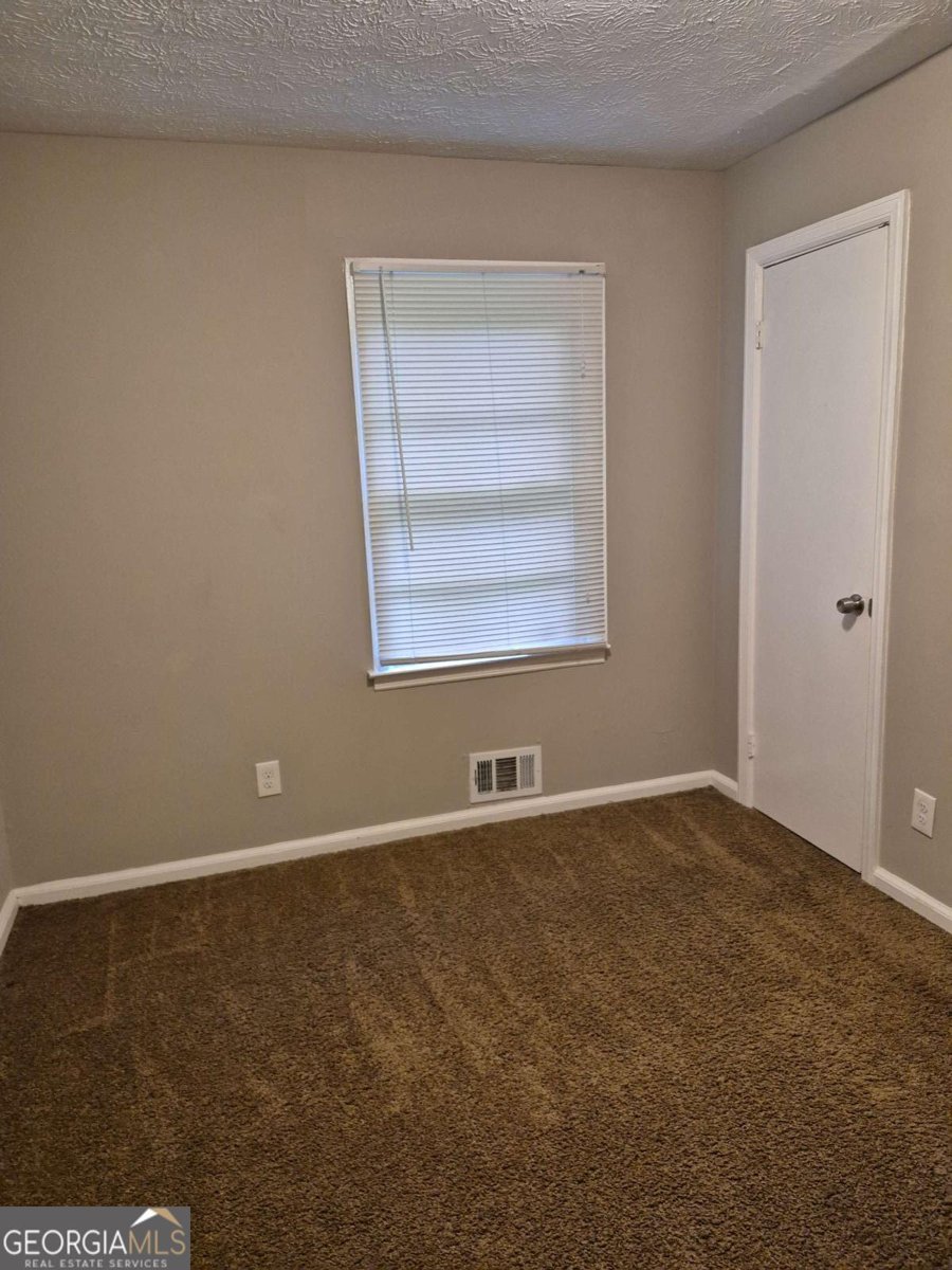 6006 Blackhawk Trail Mableton - 24