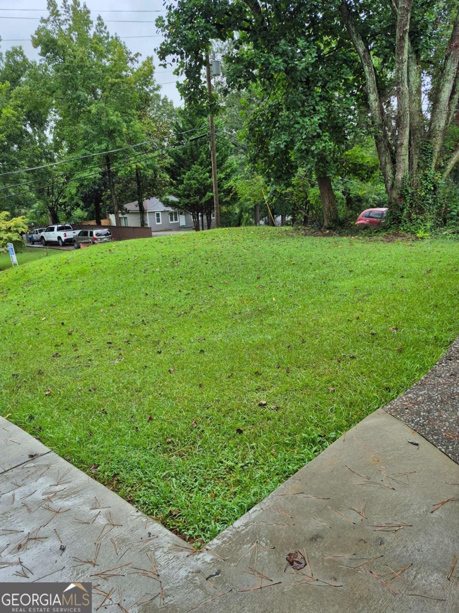 6006 Blackhawk Trail Mableton - 3