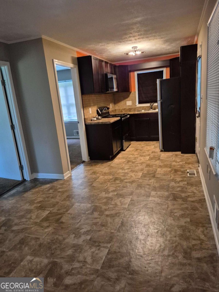 6006 Blackhawk Trail Mableton - 8