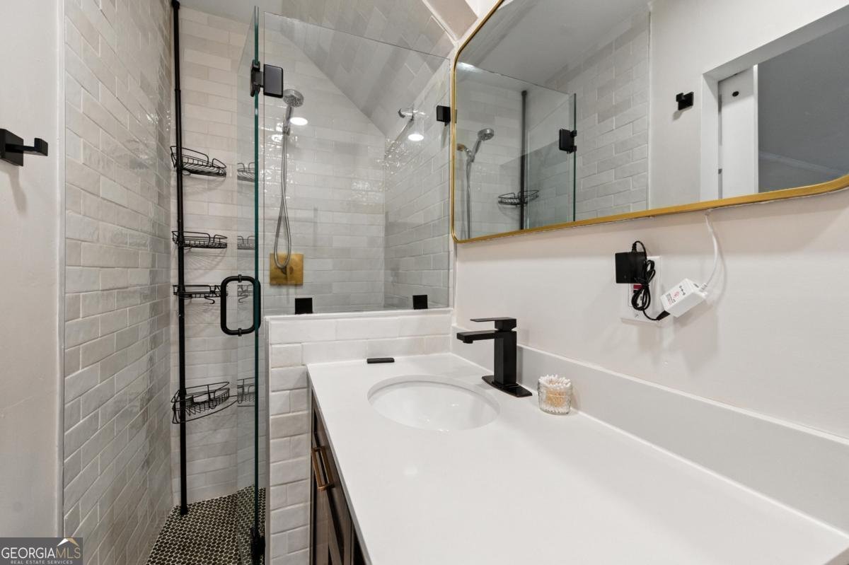 2763 Pioneer Court Atlanta - 27