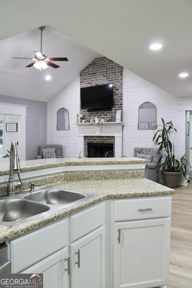 633 Hampstead Avenue Statesboro - 24