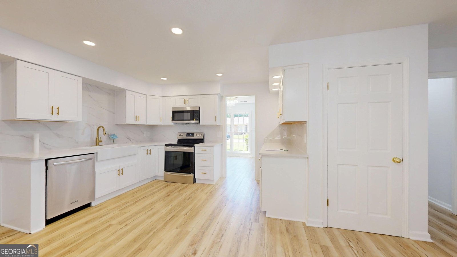 4975 Glacier Drive Columbus - 8
