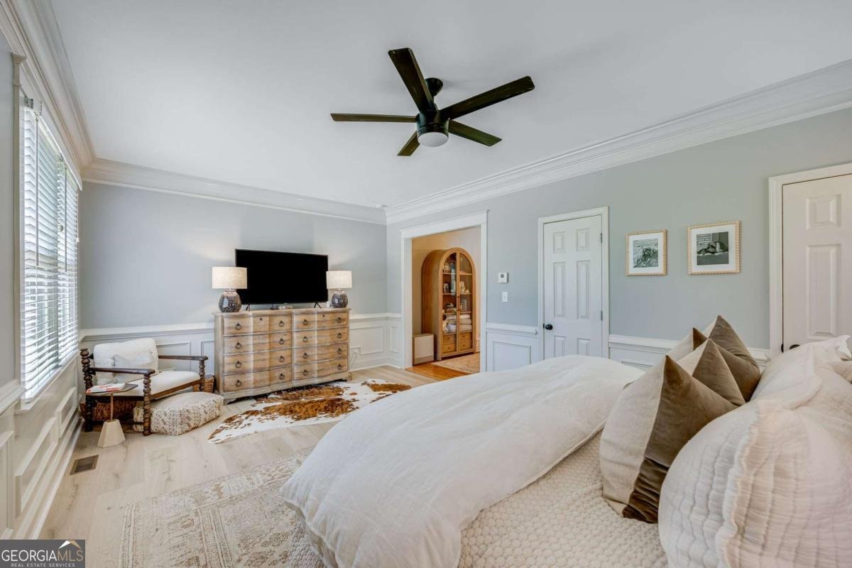321 North Avenue Gainesville - 28