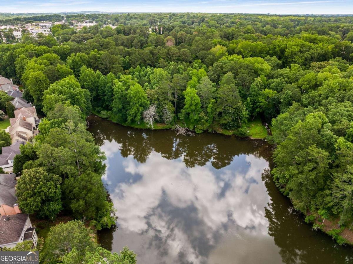 2227 Austin Lake Drive Smyrna - 44