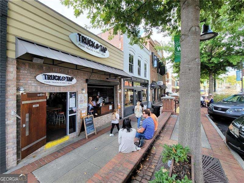 360 Chambers Street Woodstock - 11