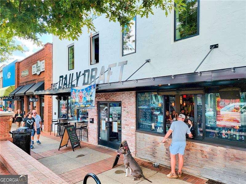 360 Chambers Street Woodstock - 12