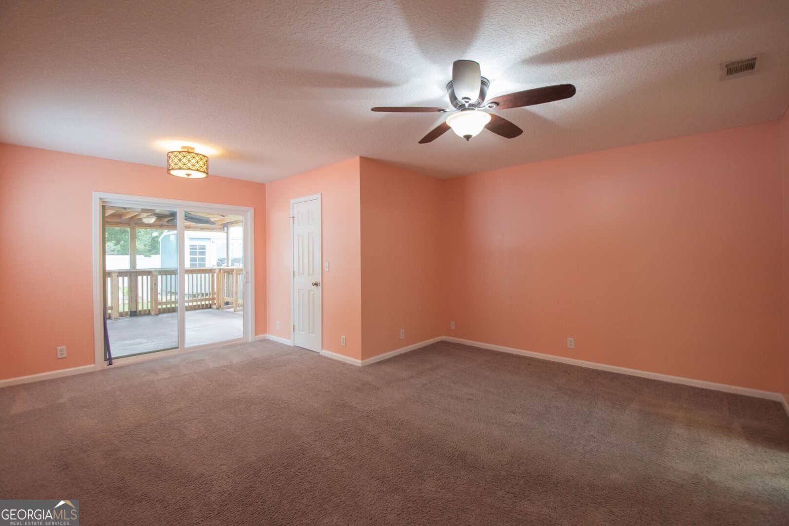 104 Lake Victoria Drive Kingsland - 23