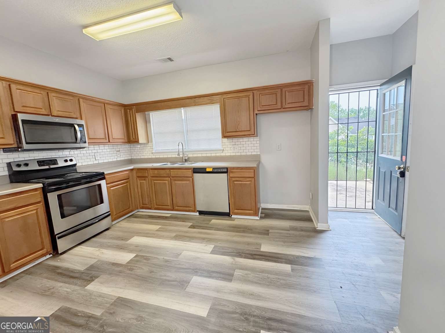 1464 Riverrock Trail Riverdale - 9