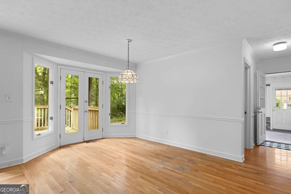 905 Hunterhill Drive Roswell - 16