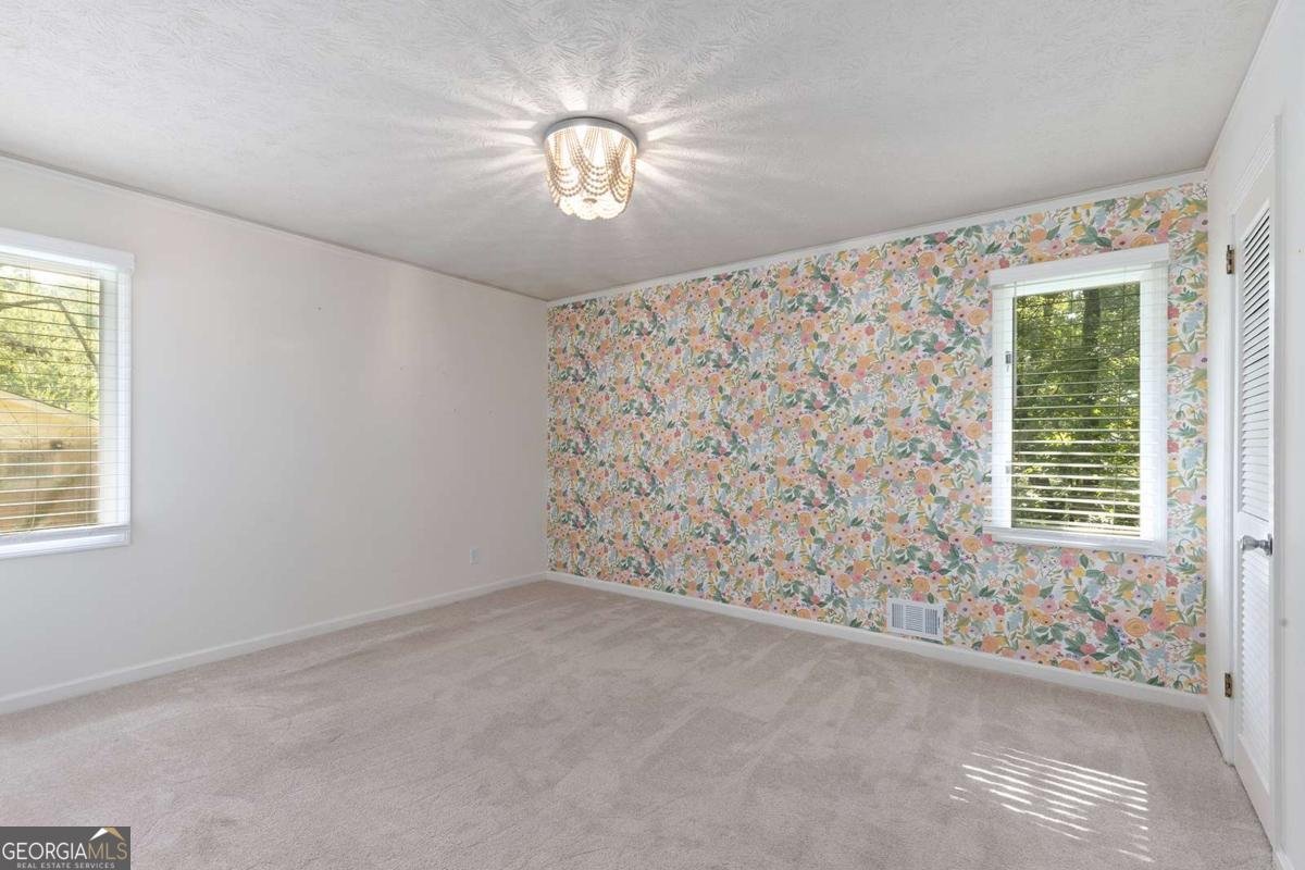 905 Hunterhill Drive Roswell - 19