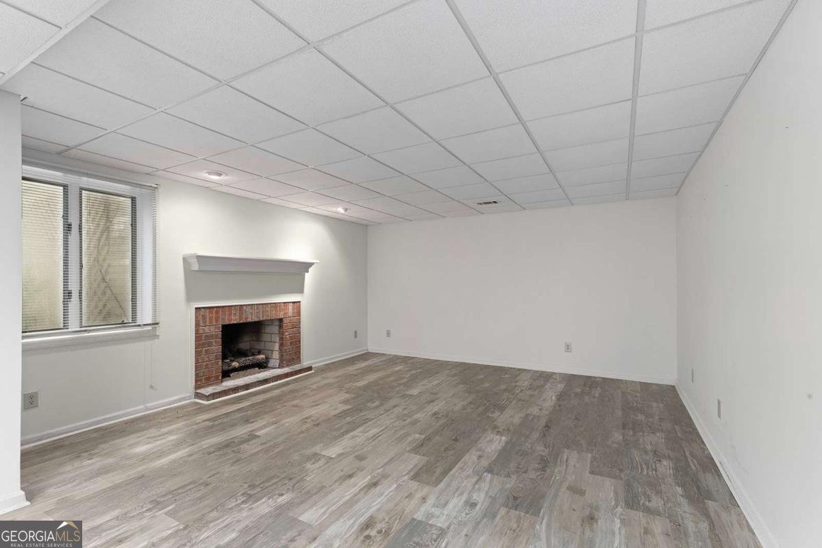 905 Hunterhill Drive Roswell - 29