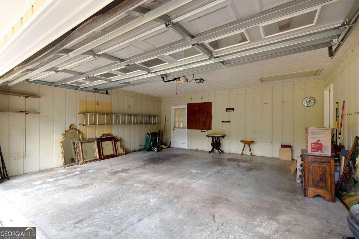 905 Hunterhill Drive Roswell - 36
