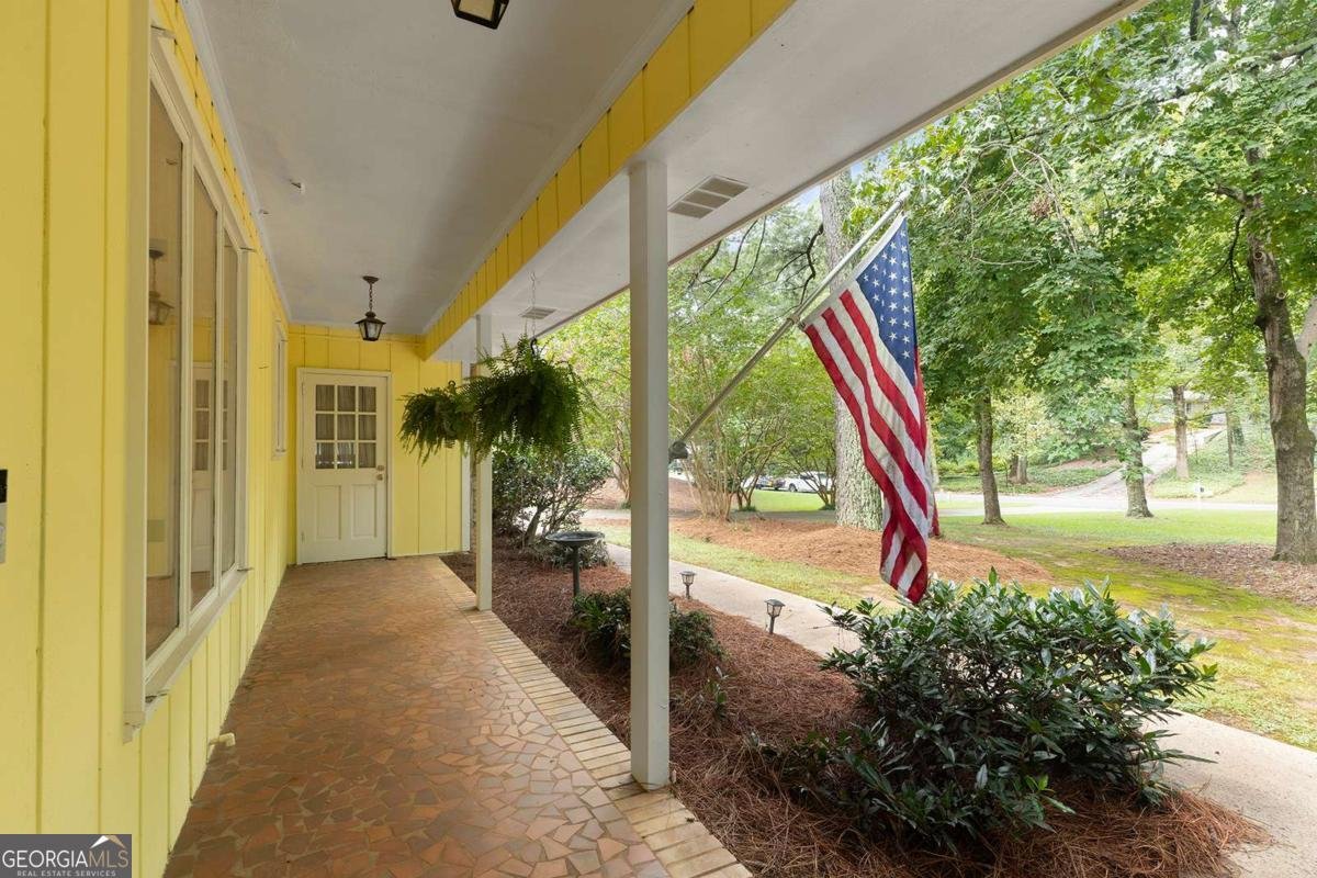 905 Hunterhill Drive Roswell - 5