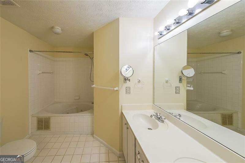 540 Abbotts Mill Drive Duluth - 18