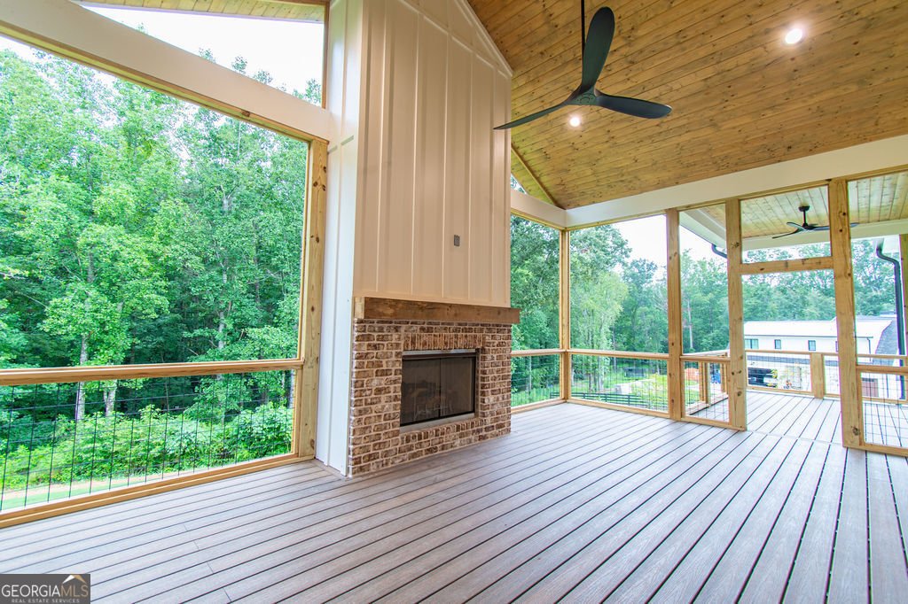 7915 Cherokee Drive Canton - 40
