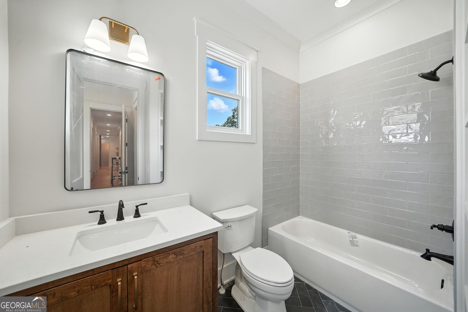 7915 Cherokee Drive Canton - 43