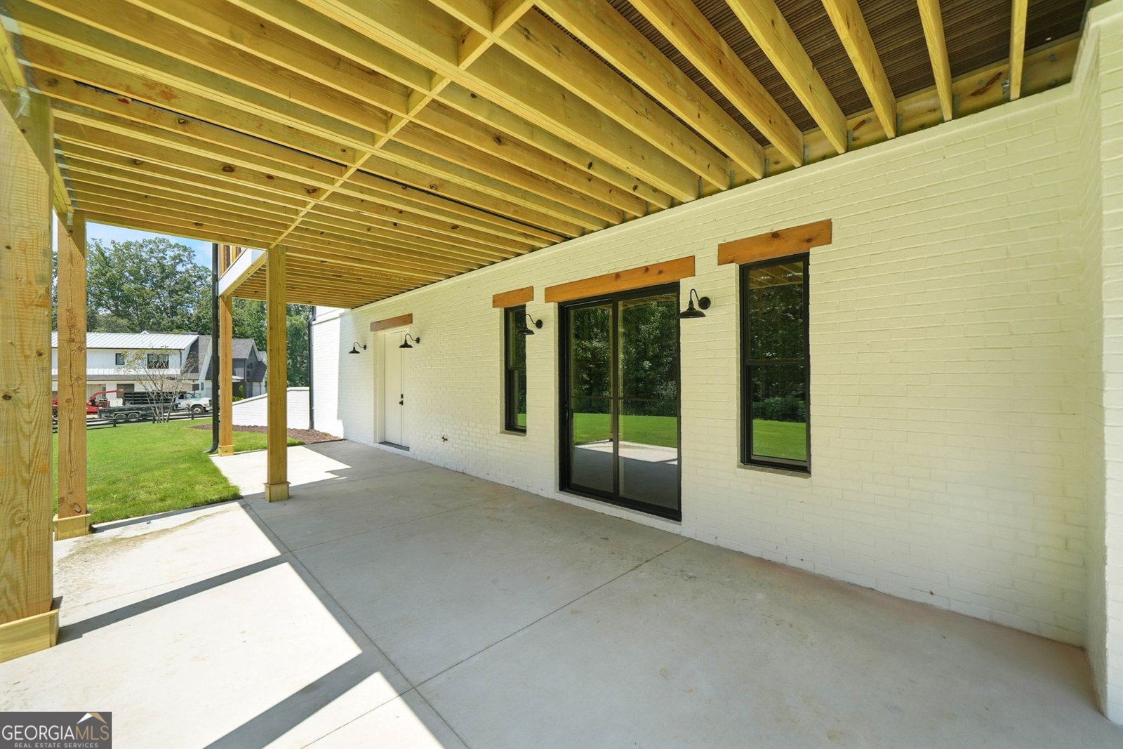 7915 Cherokee Drive Canton - 71