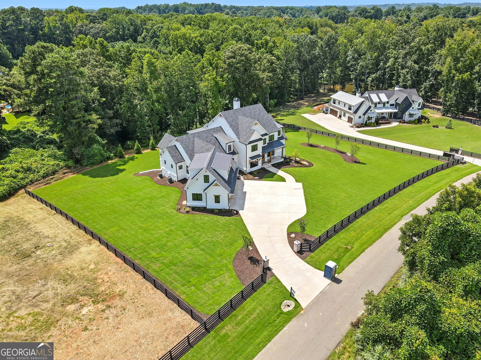 7915 Cherokee Drive Canton - 73