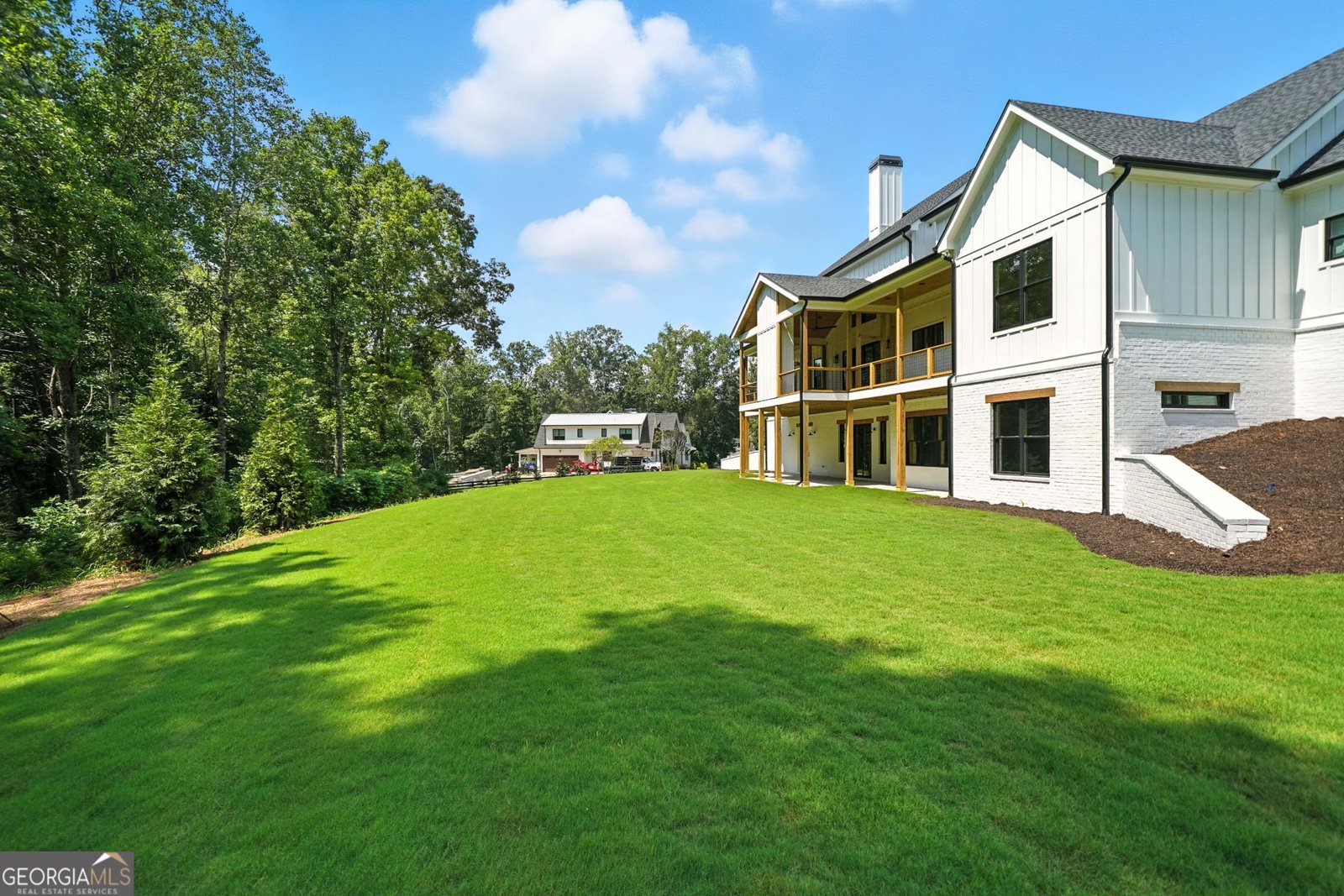 7915 Cherokee Drive Canton - 76