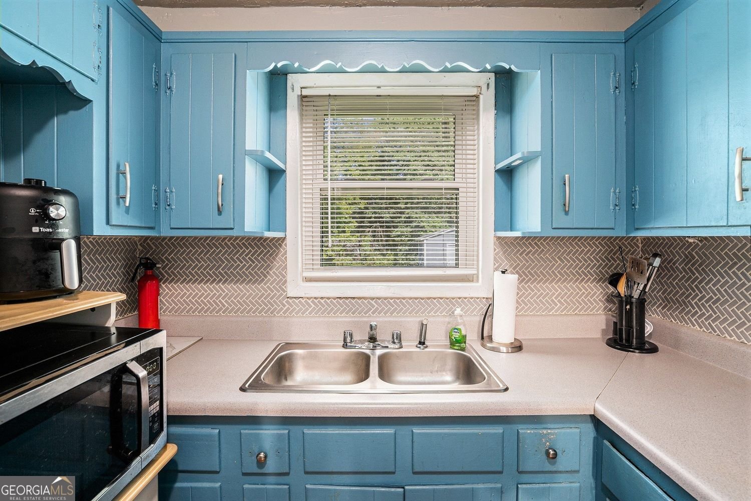 6697 Gresham Street Union City - 6