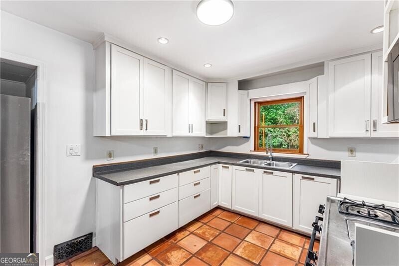 1469 Clairmont Road Decatur - 9