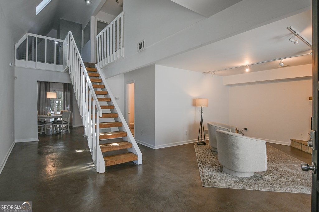 946 Bobcat Court Marietta - 3