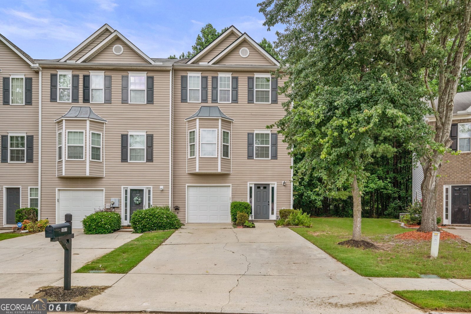 5061 Timber Hills Drive Oakwood - 2