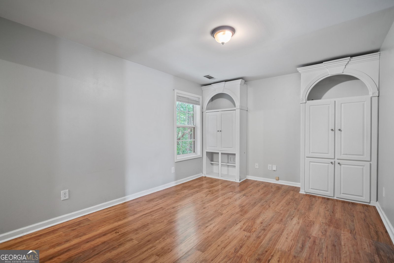 5061 Timber Hills Drive Oakwood - 4