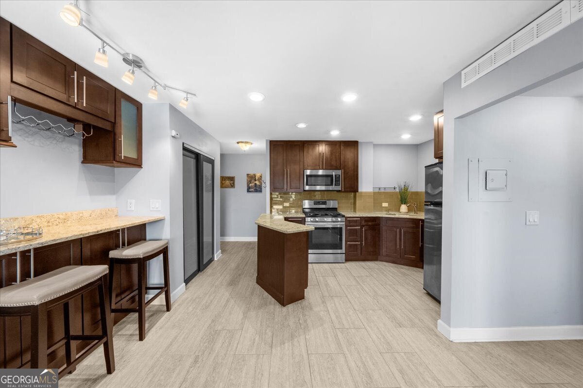 2285 Peachtree Road Atlanta - 16
