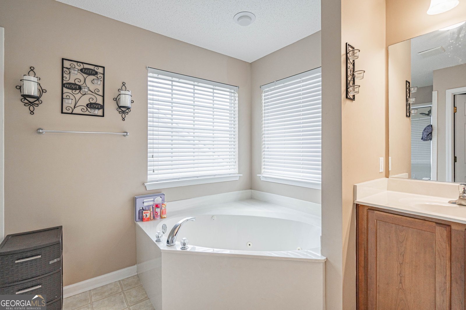 830 Granite Lane Savannah - 32