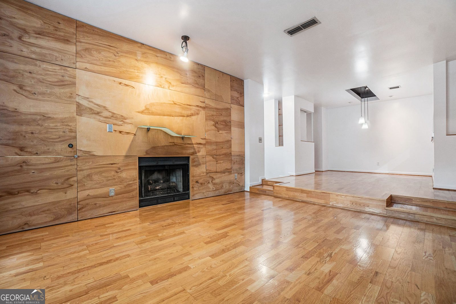 240 Renaissance Parkway Atlanta - 11