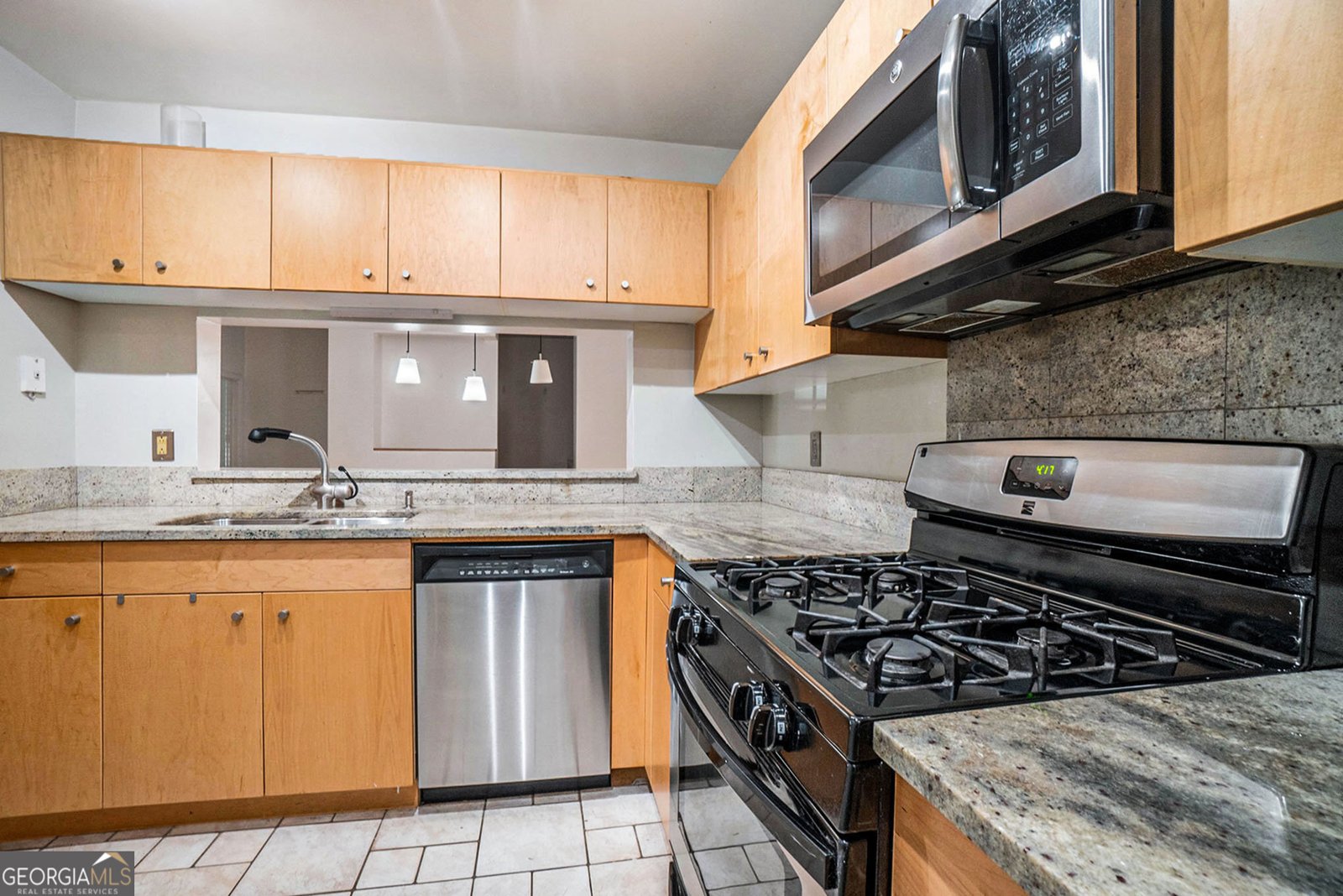 240 Renaissance Parkway Atlanta - 16