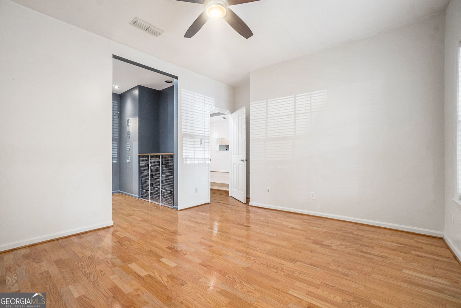 240 Renaissance Parkway Atlanta - 23