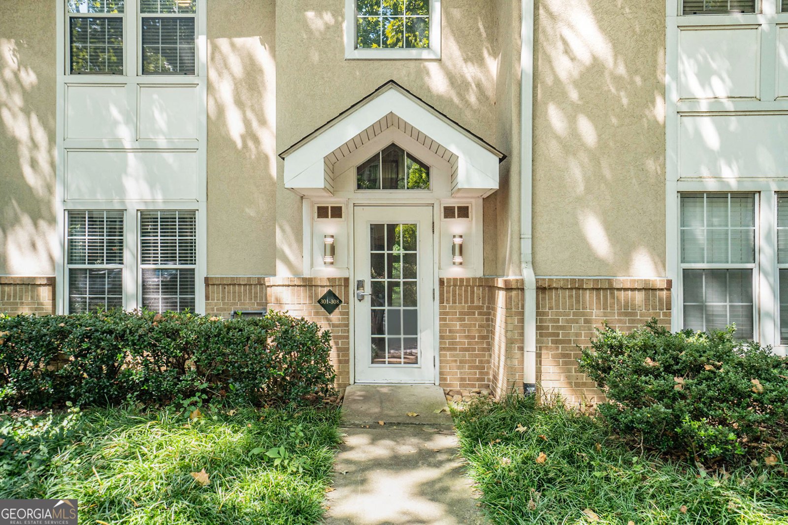 240 Renaissance Parkway Atlanta - 3
