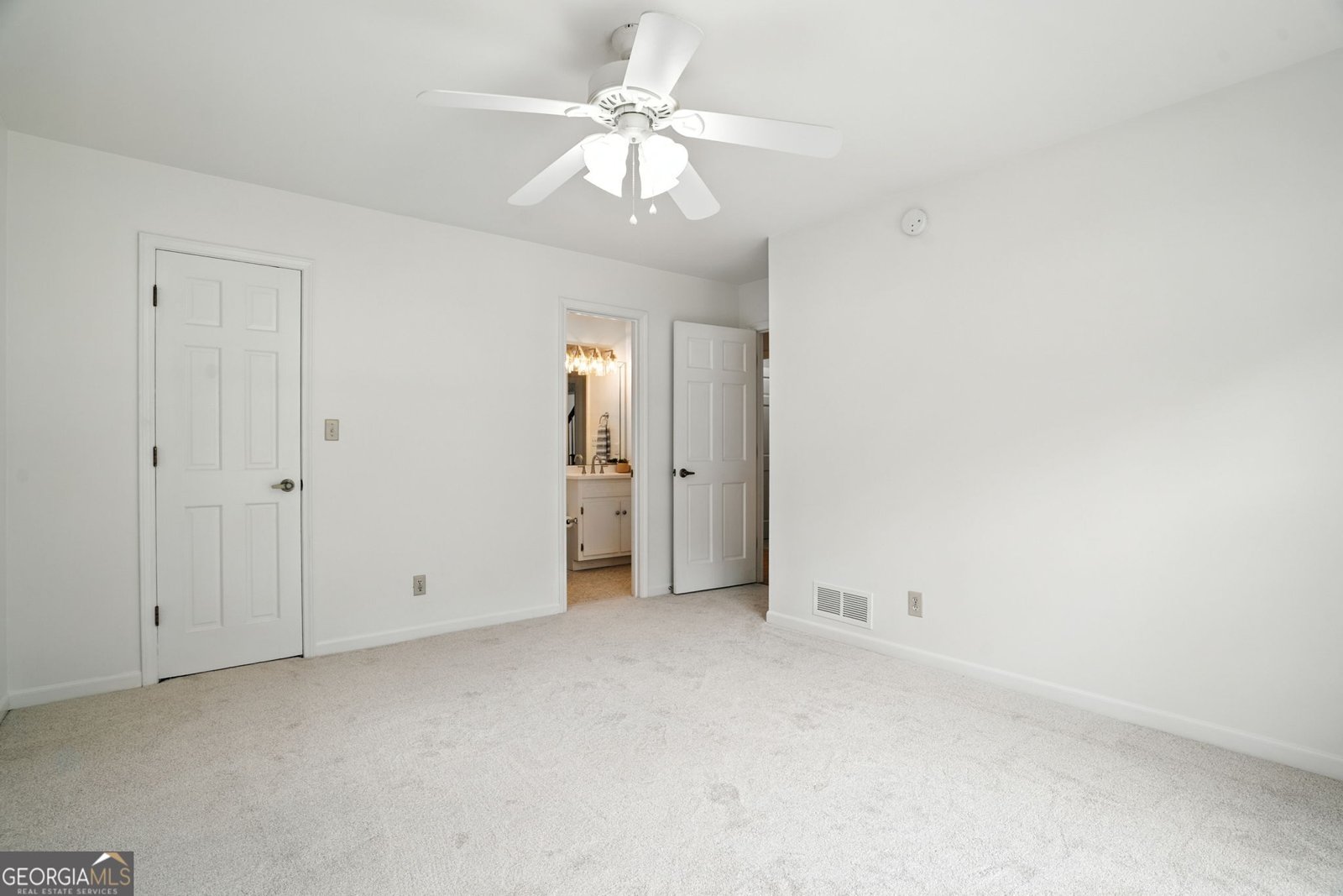2416 Norwich Lane Tucker - 13