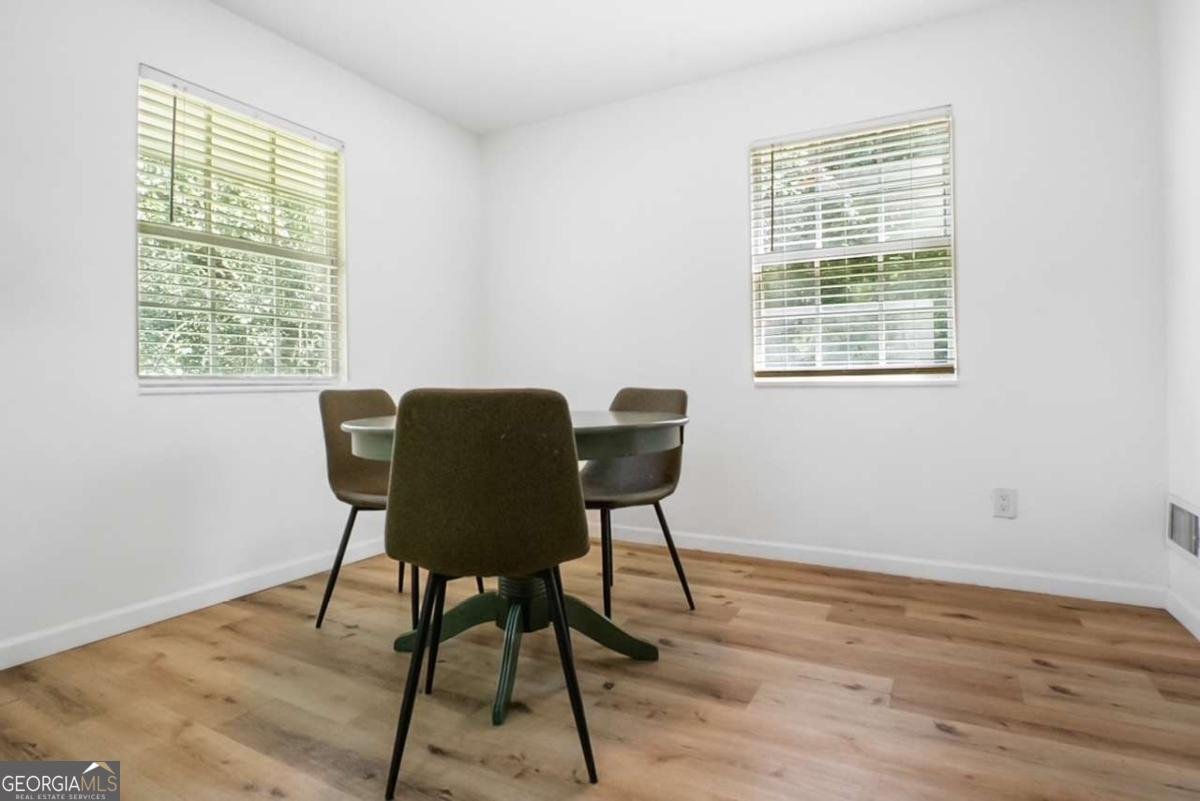874 Plainville Place Atlanta - 4