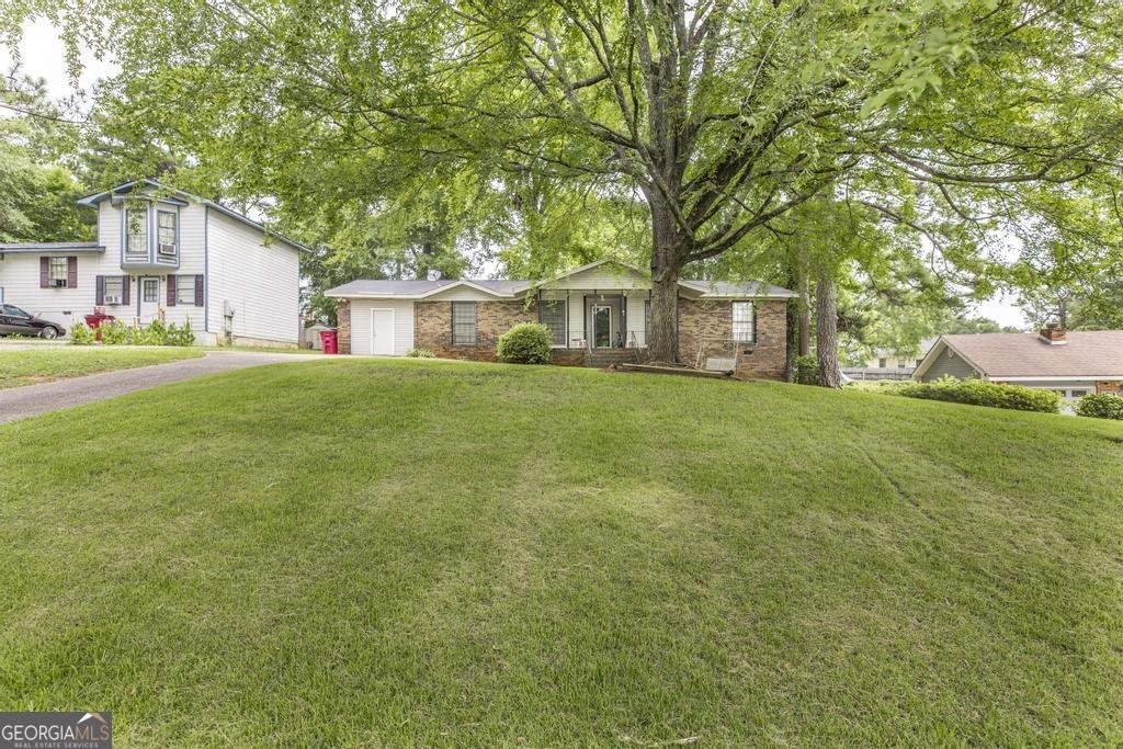 4112 Hickory Court Macon - 1