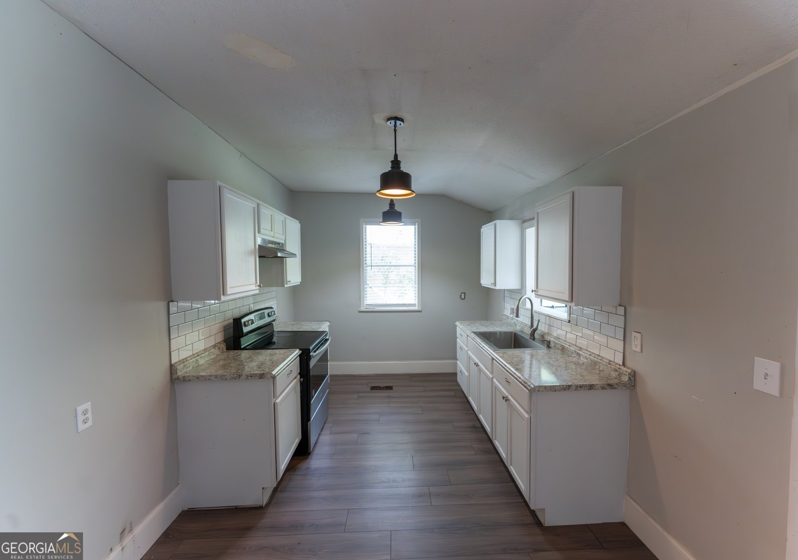 225 Atlanta Street Barnesville - 24