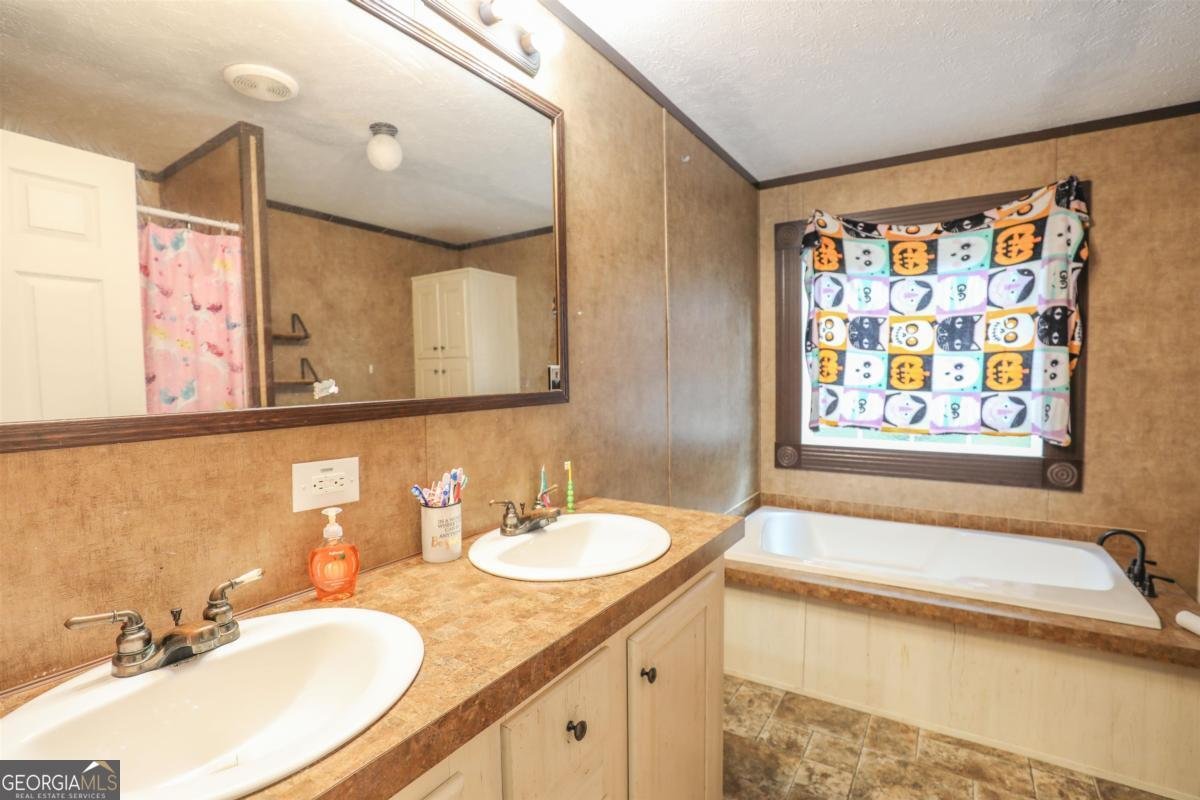 143 Mccullar Weaver Road Milledgeville - 25