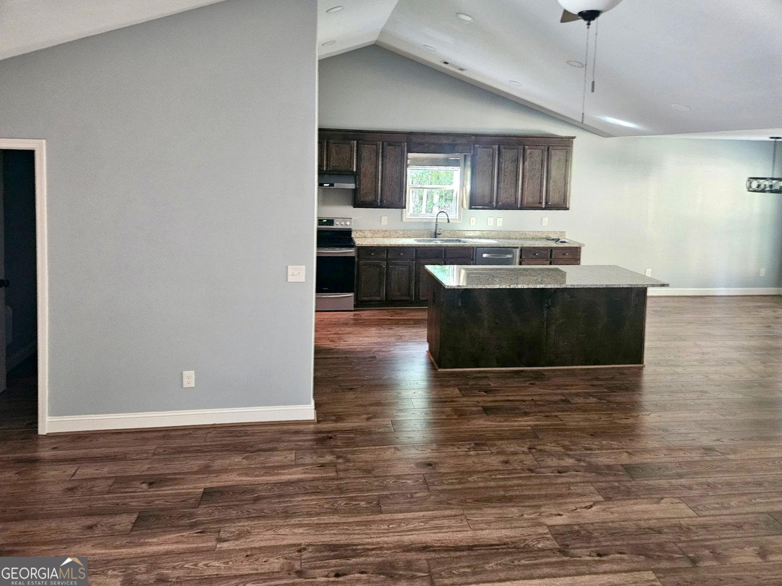 682 Carla Court Winder - 7