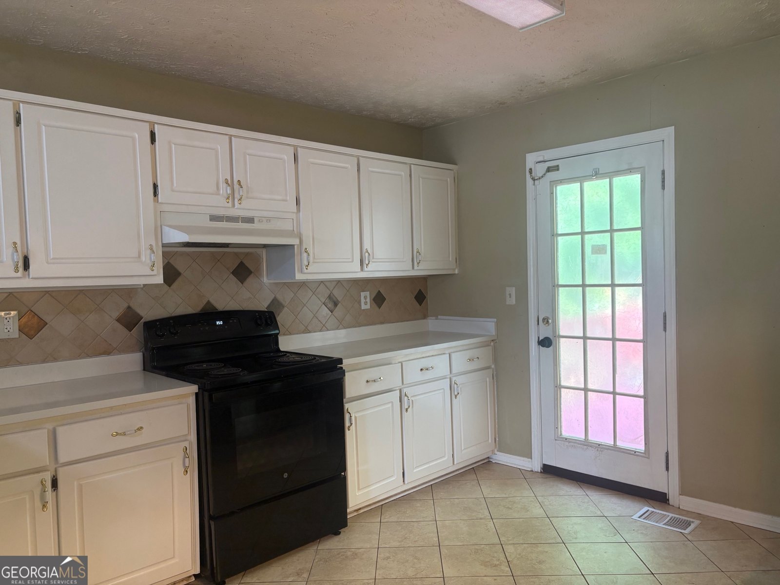 7279 Williamsburg Drive Riverdale - 11