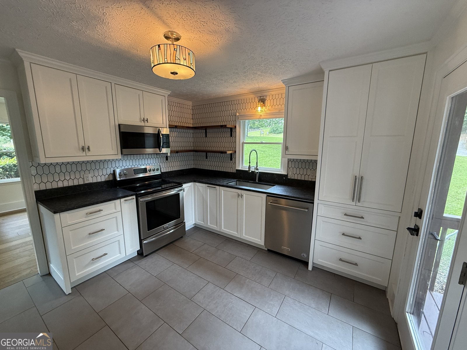 303 Council Bluff Woodstock - 2