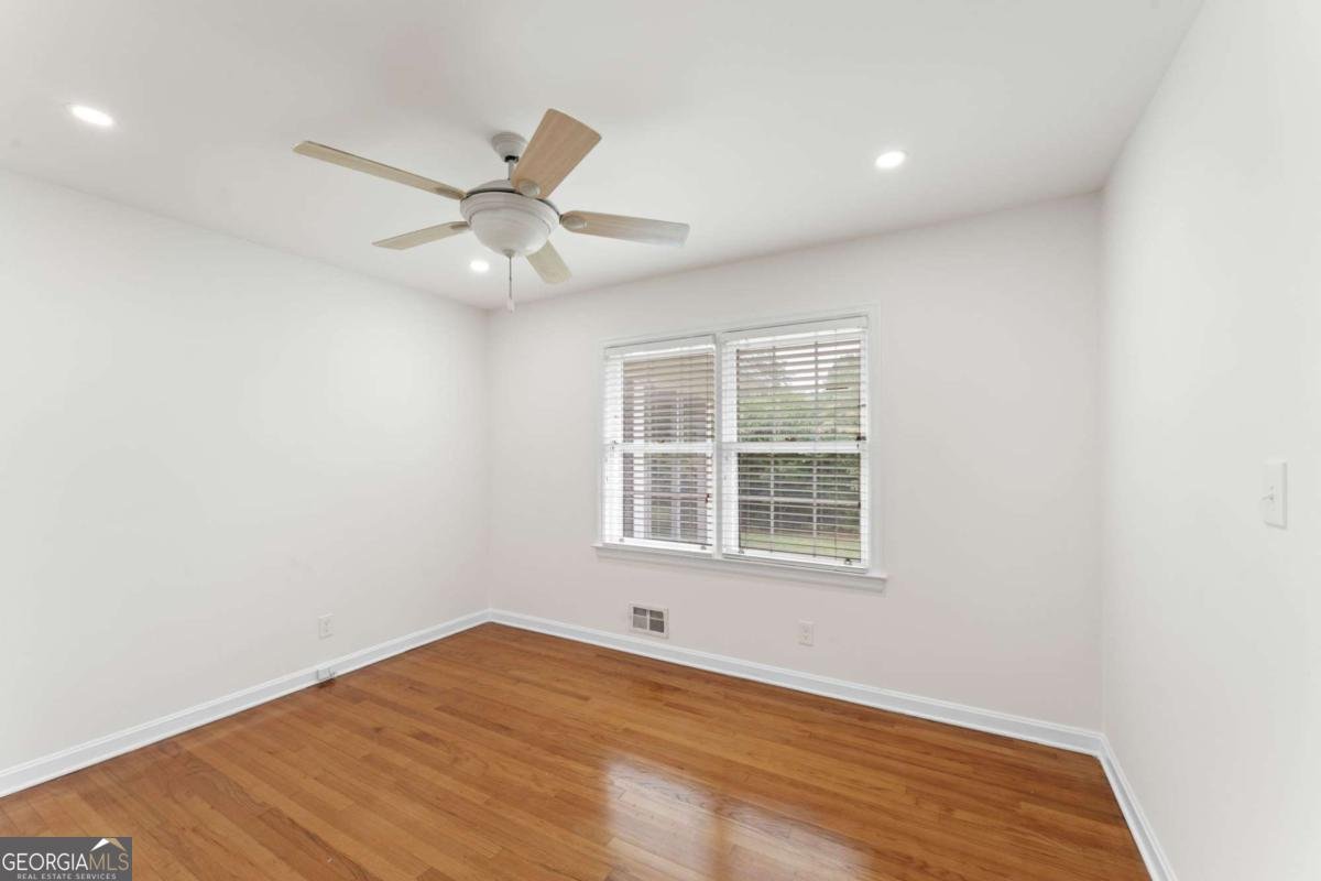479 Banks Street Marietta - 16