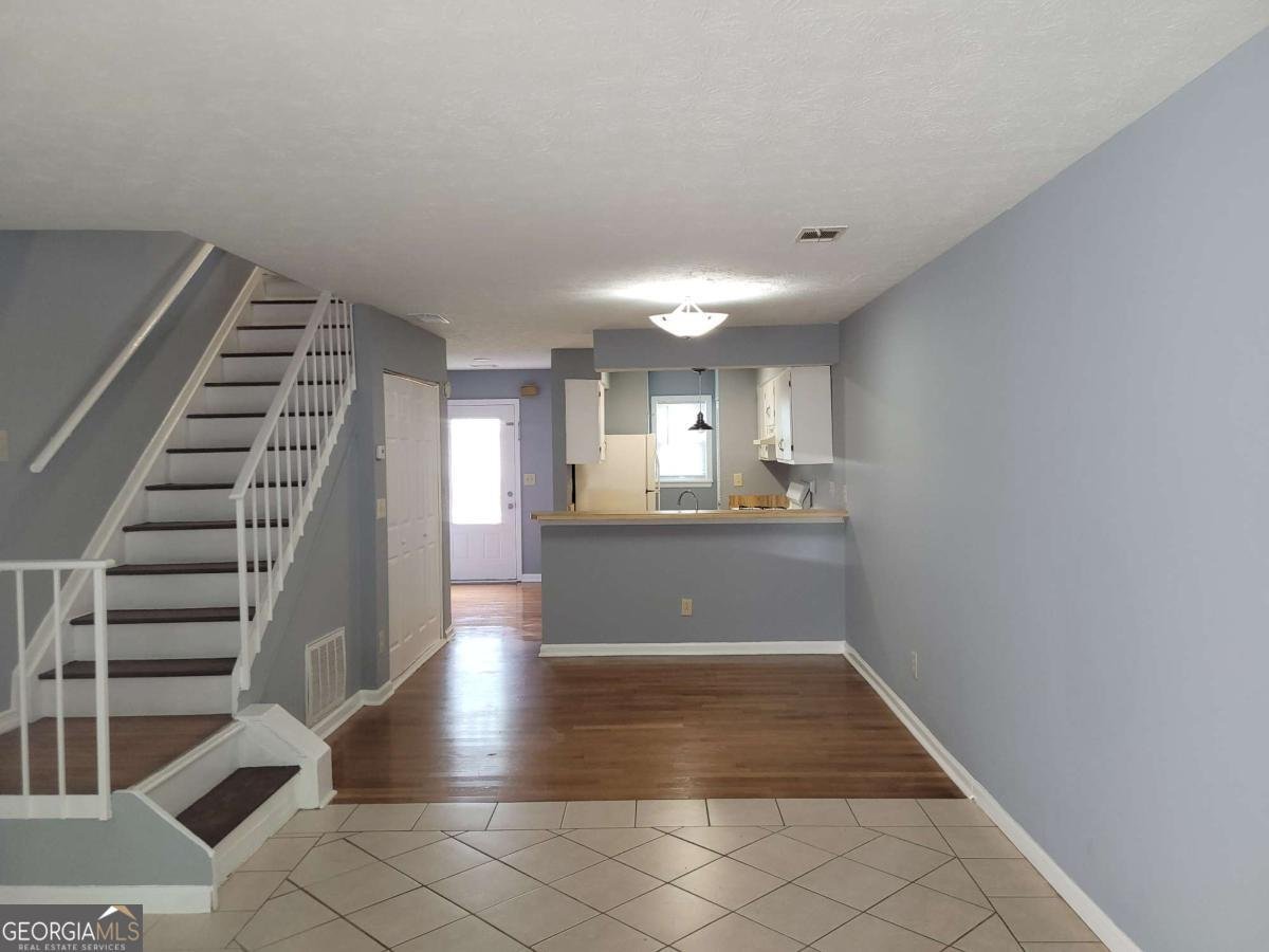457 Prince Of Wales Stone Mountain - 3